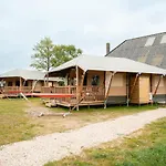 Glamping *